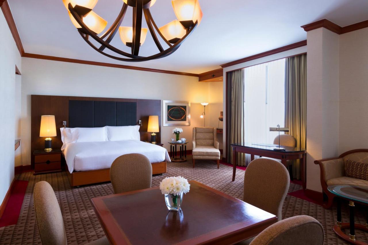 プルマン コンケーン ラジャ オーキッド ホテル コーンケーン エクステリア 写真 A suite at the Conrad Dubai